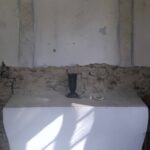 Wiązownica Mała, gmina Staszów. Prace przy kapliczce / Jacek Piwowarski