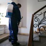 28.07.2020. Sandomierz. Dezynfekcja urzędu miasta / UM Sandomierz