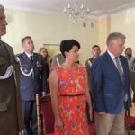 30.07.2020. Sandomierz. Wręczenie medali za Zasługi dla Obronności Kraju / Grażyna-Szlęzak-Wójcik / Radio Kielce