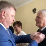 30.07.2020. Sandomierz. Wręczenie medali za Zasługi dla Obronności Kraju / Grażyna-Szlęzak-Wójcik / Radio Kielce