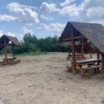 05.07.2020. Lipowica. Rewitalizacja otoczenia zbiornika wodnego / Monika Miller / Radio Kielce