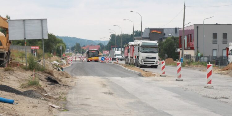 29.07.2020. Kielce. Modernizacja skrzyżowania ulicy Witosa z drogą do piekarni / Magdalena Blicharska / Radio Kielce