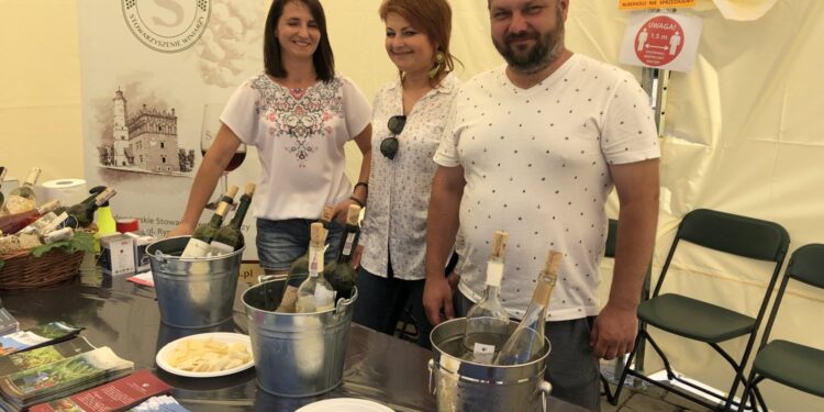 Sandomierskie Stowarzyszenie Winiarzy zaprasza na piknik