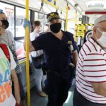 01.07.2020 Kielce. Koronawirus. MPK. Straż miejska sprawdza czy ludzie noszą maseczki / Jarosław Kubalski / Radio Kielce