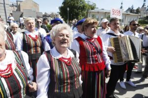 01.07.2020 Kielce. Marszałek Sejmu Elżbieta Witek spotkała się z kielczanami / Jarosław Kubalski / Radio Kielce