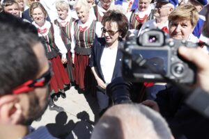 01.07.2020 Kielce. Marszałek Sejmu Elżbieta Witek spotkała się z kielczanami / Jarosław Kubalski / Radio Kielce