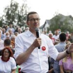09.07.2020 Jędrzejów. Wizyta premiera Mateusza Morawieckiego. Na zdjęciu (w środku): premier Mateusz Morawiecki / Jarosław Kubalski / Radio Kielce
