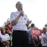 09.07.2020 Jędrzejów. Wizyta premiera Mateusza Morawieckiego. Na zdjęciu (w środku): premier Mateusz Morawiecki / Jarosław Kubalski / Radio Kielce