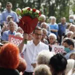 09.07.2020 Jędrzejów. Wizyta premiera Mateusza Morawieckiego. Na zdjęciu (w środku): premier Mateusz Morawiecki / Jarosław Kubalski / Radio Kielce
