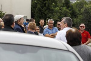 12.07.2020 Kielce. Protest mieszkańców przeciwko postawieniu masztu telefonii komórkowej przy ulicy Zagórskiej / Jarosław Kubalski / Radio Kielce