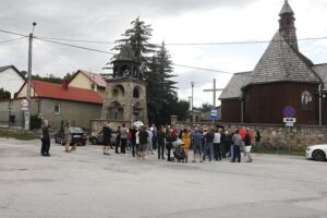 12.07.2020 Kielce. Protest mieszkańców przeciwko postawieniu masztu telefonii komórkowej przy ulicy Zagórskiej / Jarosław Kubalski / Radio Kielce