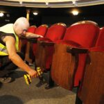 13.07.2020 Kielce. Teatr im. Stefana Żeromskiego. Demontaż widowni przed remontem / Jarosław Kubalski / Radio Kielce