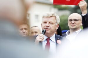 13.07.2020 Kielce. Prawo i Sprawiedliwość dziękuje za wybór Andrzeja Dudy na prezydenta RP. Senator Jarosław Rusiecki / Jarosław Kubalski / Radio Kielce