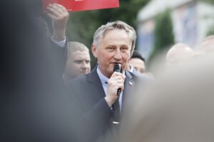 13.07.2020 Kielce. Prawo i Sprawiedliwość dziękuje za wybór Andrzeja Dudy na prezydenta RP. Wojewoda Zbigniew Koniusz / Jarosław Kubalski / Radio Kielce