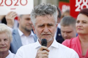 10.07.2020 Kielce. Podsumowanie przez Prawo i Sprawiedliwość kampanii wyborczej Andrzeja Dudy. Senator Krzysztof Słoń / Jarosław Kubalski / Radio Kielce