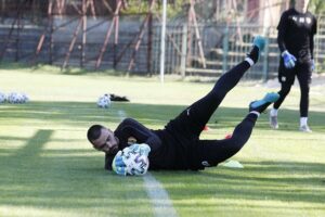 30.07.2020. Kielce. Stadion przy ulicy Szczepaniaka. Trening piłkarzy Korony / Jarosław Kubalski / Radio Kielce