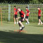 30.07.2020. Kielce. Stadion przy ulicy Szczepaniaka. Trening piłkarzy Korony / Jarosław Kubalski / Radio Kielce