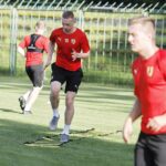 30.07.2020. Kielce. Stadion przy ulicy Szczepaniaka. Trening piłkarzy Korony / Jarosław Kubalski / Radio Kielce