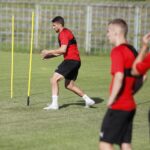 30.07.2020. Kielce. Stadion przy ulicy Szczepaniaka. Trening piłkarzy Korony / Jarosław Kubalski / Radio Kielce