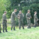 18.07.2020. Ostrowiec Świętokrzyski. Szkolenie żołnierzy WOT na zaporze na rzece Kamiennej / Emilia Sitarska / Radio Kielce