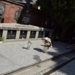 29.07.2020. Żołnierze WOT porządkują pomniki AK. Na zdjęciu: Sandomierz / ŚBOT