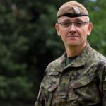 ppłk Artur Litwinek - dowódca 101 batalionu lekkiej piechoty 10 Świętokrzyskiej Brygady Obrony Terytorialnej / szer.Daniel Woś / 10. ŚBOT