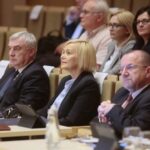 14.07.2020. Kielce. Sesja Sejmiku Województwa świętokrzyskiego. Na zdjęciu (od lewej): Andrzej Bętkowski - marszałek województwa świętokrzyskiego, Renata Janik - wicemarszałek województwa świętokrzyskiego, Marek Bogusławski - wicemarszałek województwa świętokrzyskiego / Wiktor Taszłow / Radio Kielce