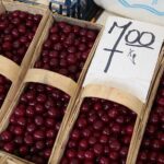 14.07.2020. Kielce. Owoce i warzywa na bazarach / Wiktor Taszłow / Radio Kielce