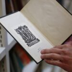 15.07.2020. Kielce. Biblioteka UJK otrzymała duży księgozbiór ze Stanów Zjednoczonych / Wiktor Taszłow / Radio Kielce