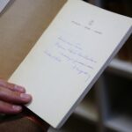 15.07.2020. Kielce. Biblioteka UJK otrzymała duży księgozbiór ze Stanów Zjednoczonych / Wiktor Taszłow / Radio Kielce