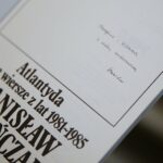 15.07.2020. Kielce. Biblioteka UJK otrzymała duży księgozbiór ze Stanów Zjednoczonych / Wiktor Taszłow / Radio Kielce