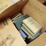 15.07.2020. Kielce. Biblioteka UJK otrzymała duży księgozbiór ze Stanów Zjednoczonych / Wiktor Taszłow / Radio Kielce