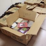 15.07.2020. Kielce. Biblioteka UJK otrzymała duży księgozbiór ze Stanów Zjednoczonych / Wiktor Taszłow / Radio Kielce