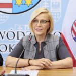 15.07.2020. Kielce. Podpisanie umów dotyczących informatyzacji placówek medycznych. Na zdjęciu: Renata Janik - wicemarszałek województwa świętokrzyskiego / Wiktor Taszłow / Radio Kielce
