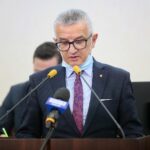 16.07.2020. Kielce. Absolutoryjna sesja Rady Miasta Kielce. Na zdjęciu: Sławomir Stachura - dyrektor Kancelarii Prezydenta Kielc / Wiktor Taszłow / Radio Kielce