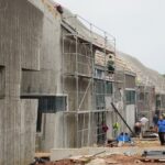 18.06.2020. Michniów. Budowa Mauzoleum Martyrologii Wsi Polskich / Wiktor Taszłow / Radio Kielce