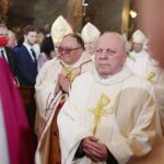 18.07.2020. Kielce. Święcenia biskupie ks. Henryka Jagodzińskiego w Bazylice Katedralnej w Kielcach. Na zdjęciu (w środku): ks. Henryk Jagodziński / Wiktor Taszłow / Radio Kielce