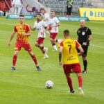 18.07.2020. Kielce. 37. kolejka PKO Ekstraklasy: Korona Kielce - ŁKS Łódź. Na zdjęciu (pierwszy z lewej): Iwo Kaczmarski; (pierwszy z prawej): Marcin Cebula / Wiktor Taszłow / Radio Kielce