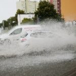 19.07.2020. Kielce. Zalane skrzyżowane Jagiellońskiej i Hożej / Wiktor Taszłow / Radio Kielce