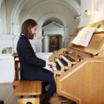 19.07.2020. Święty Krzyż. II Letni Festiwal Muzyki Sakralnej „Ucho Igielne”. Recital organowy Thomasa Corneliusa. Na zdjęciu: Thomas Cornelius / Wiktor Taszłow / Radio Kielce