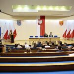 22.07.2020. Kielce. Podpisanie umów na dofinansowanie DPS-ów / Wiktor Taszłow / Radio Kielce