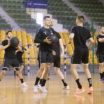 23.07.2020. Kielce. Trening PGE Kielce. Na zdjęciu: Szymon Sićko / Wiktor Taszłow / Radio Kielce