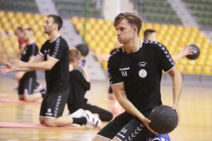 23.07.2020. Kielce. Trening PGE Kielce. Na zdjęciu: Sighvaldi Björn Gudjonsson / Wiktor Taszłow / Radio Kielce