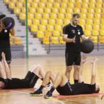 23.07.2020. Kielce. Trening PGE Kielce. Na zdjęciu: Artiom Karaliok / Wiktor Taszłow / Radio Kielce