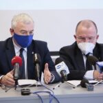 24.07.2020. Podzamcze. Podsumowanie działań RCNT w czasie pandemii. Na zdjęciu (od lewej): Marcin Zawierucha -