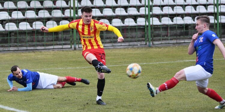 08.03.2020. Kielce. Derby regionu świętokrzyskiego. Korona II Kielce - Wisła Sandomierz / Wiktor Taszłow / Radio Kielce