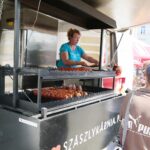 25.07.2020. Kielce. Zlot Food Trucków / Wiktor Taszłow / Radio Kielce