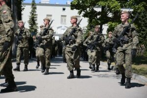 26.07.2020. Kielce. Przysięga terytorialsów na kieleckiej „Bukówce” / Wiktor Taszłow / Radio Kielce