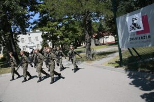 26.07.2020. Kielce. Przysięga terytorialsów na kieleckiej „Bukówce” / Wiktor Taszłow / Radio Kielce