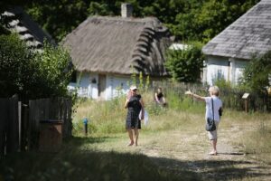 26.07.2020. Tokarnia. Park Etnograficzny / Wiktor Taszłow / Radio Kielce